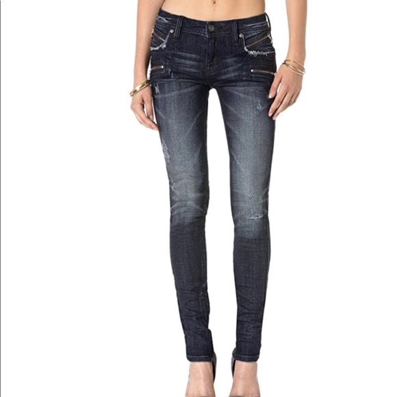ROCK REVIVAL WOMEN'S CLADELLE S200 MOTO JEANS